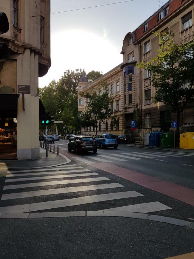 Jacky - City Centar Zagreb Exteriör bild